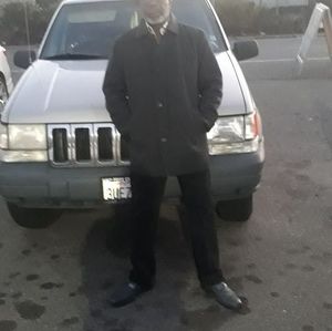 Meet your Posher, Russell